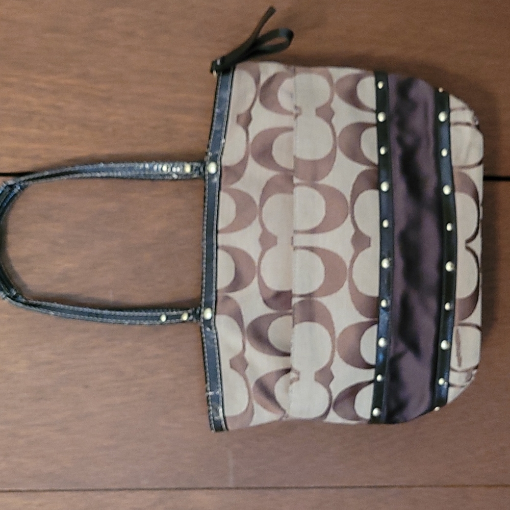 Coach Handbag - Picture 3 of 8